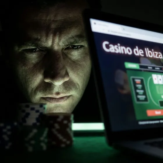 Juega al póker en Casino de Ibiza